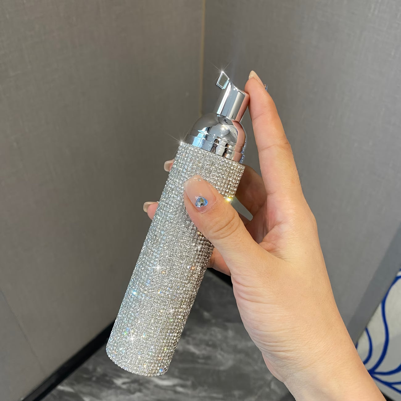 Spray Bottle – Luxury Rhinestone Portable Spray Bottle for Skincare & Cosmetics Travel Container