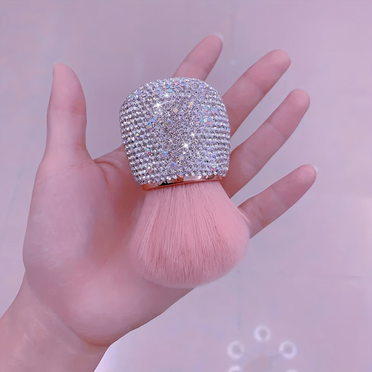Luxury Makeup Brush – Rhinestone Powder Brush Mushroom Head Make Up Brushes Set